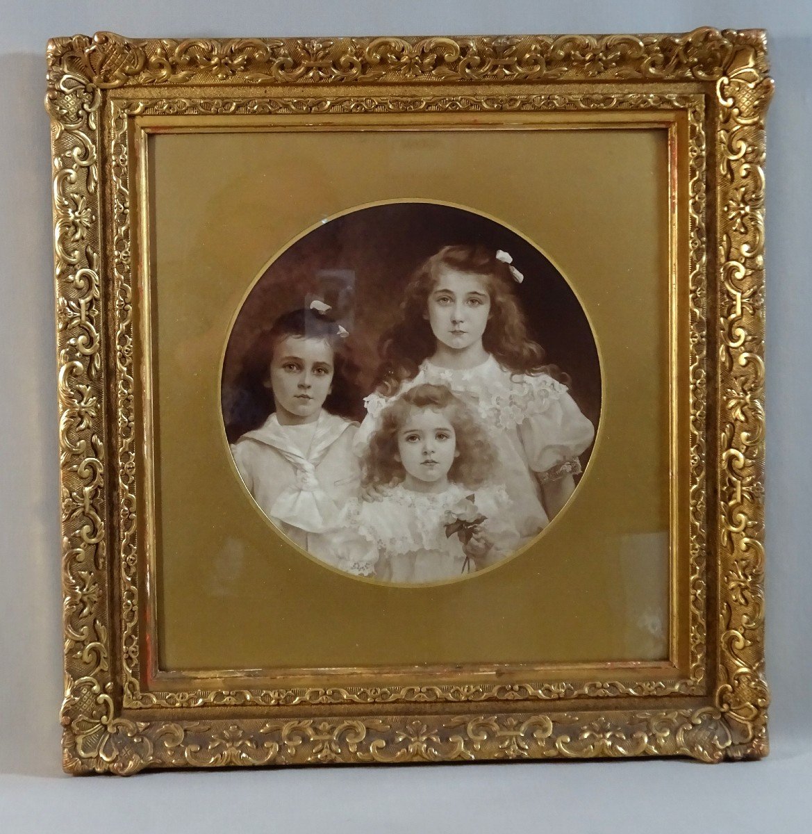 19th Century Frame, Wood And Stucco Gilded With Gold Leaf, Portrait Of Three Young Sisters-photo-1