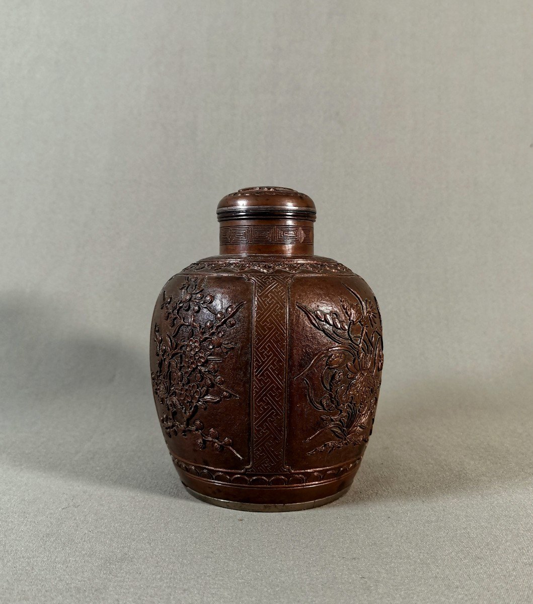 Bo&icirc;te &agrave; Th&eacute; du XIXe,  Shibuichi ou cuivre Etam&eacute;, Japon, Chine , Sign&eacute;e d&#039;un Cachet Sigillaire-photo-2