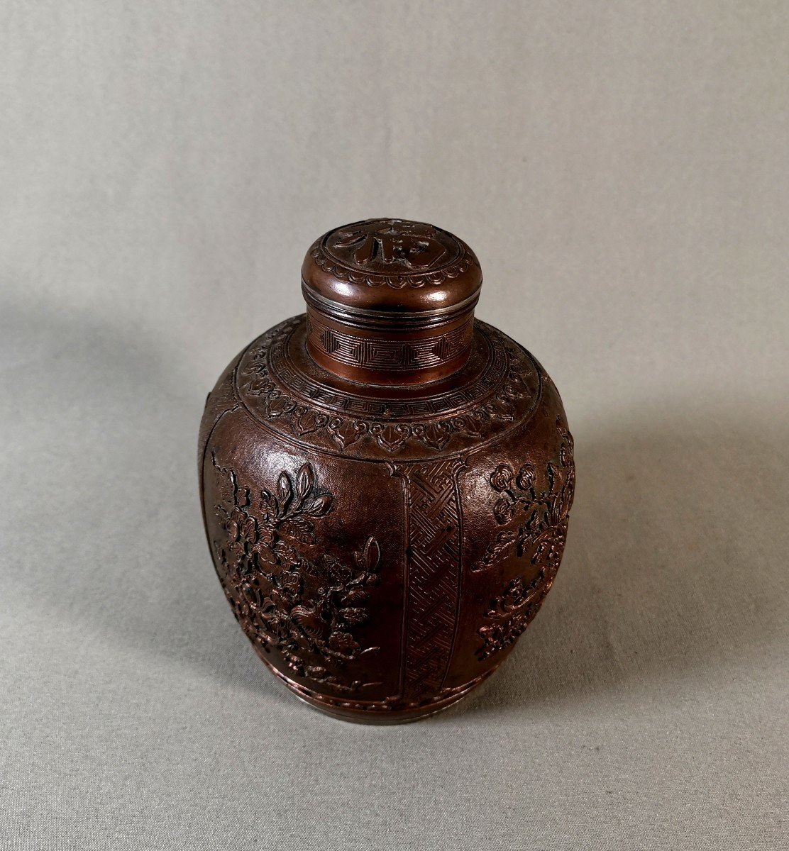 Bo&icirc;te &agrave; Th&eacute; du XIXe,  Shibuichi ou cuivre Etam&eacute;, Japon, Chine , Sign&eacute;e d&#039;un Cachet Sigillaire-photo-4
