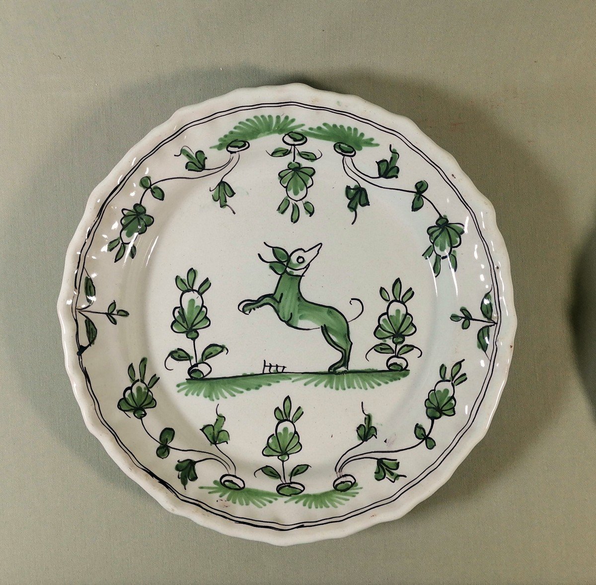 Bordeaux Faience, 5 18th Century Plates, Greyhound Decor, Shades Of Green & Manganese-photo-6
