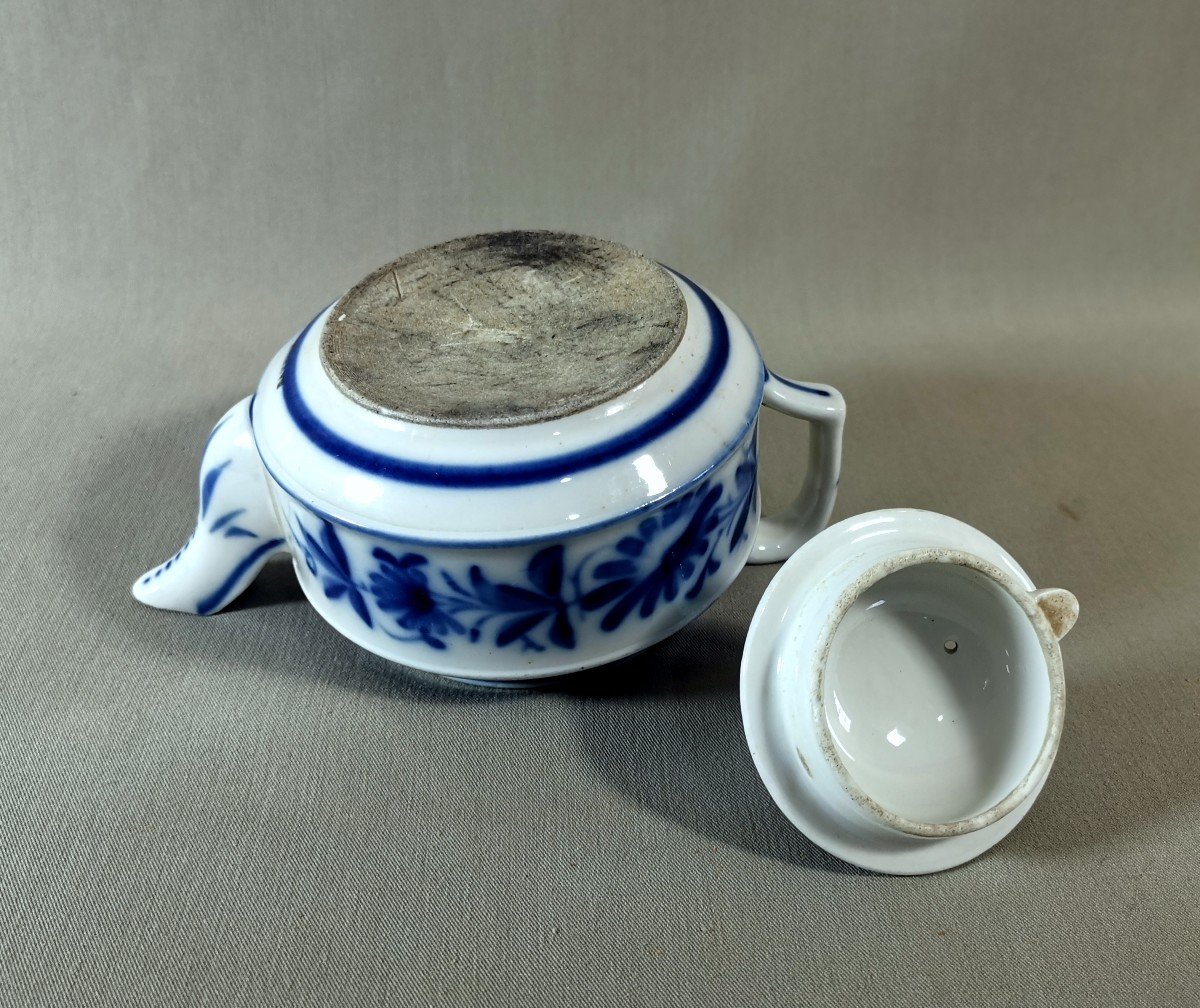 Porcelaine de Bayeux, Début XIXe Siècle, Théière en Porcelaine Blanc Bleu à Décor de Fleurs-photo-7