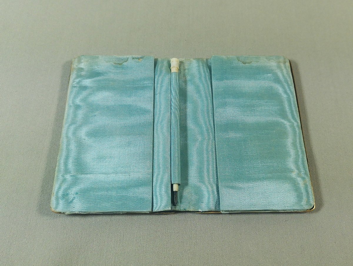 19th Century Dance Card, Blue Velvet And Beautiful Chiseled, Gold Or Fix Embellishment-photo-3