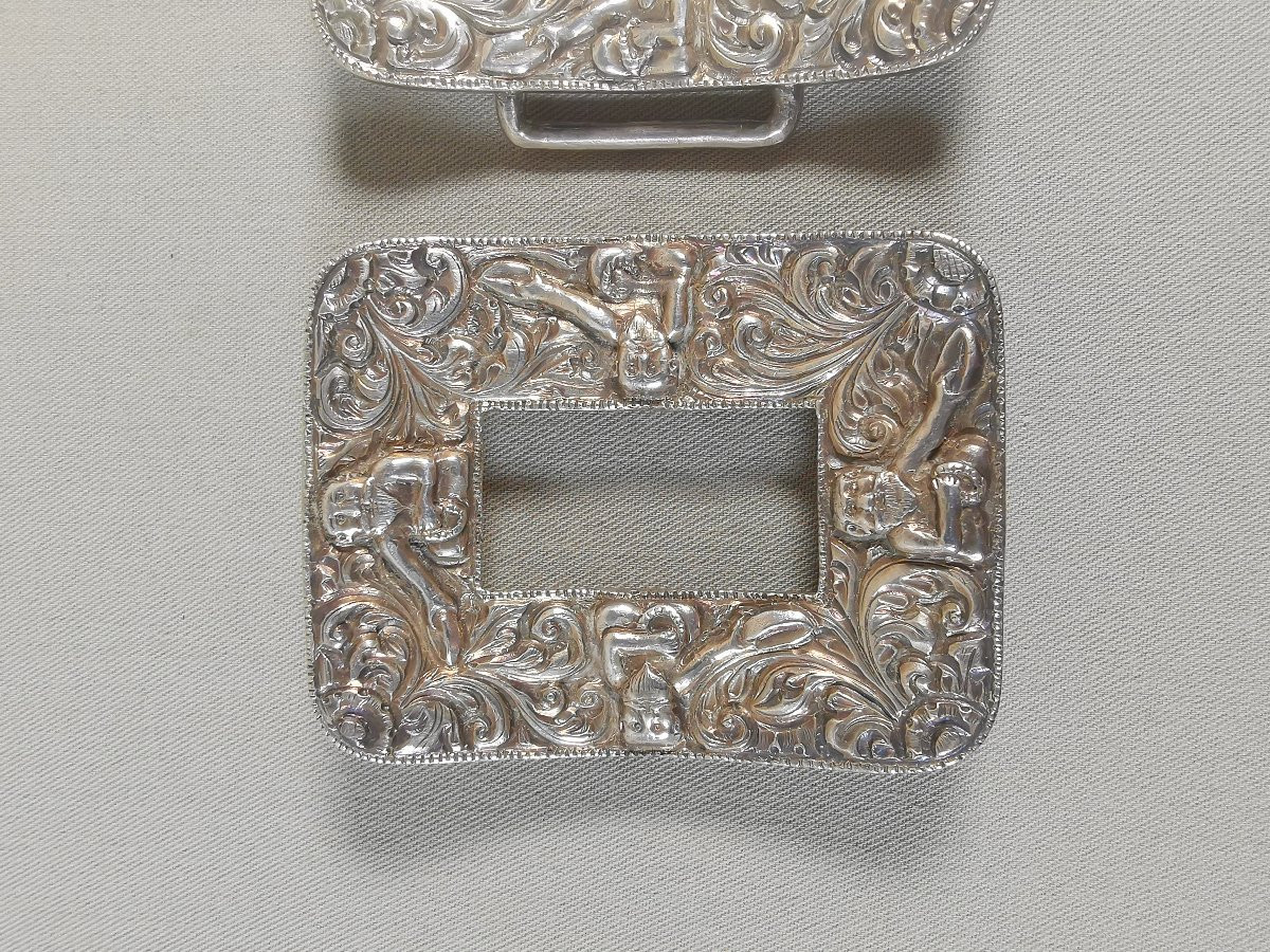 Bouche de Ceinture Baroque Ancienne, Argent Fondu & Ciselé, décor de Personnages Barbus-photo-1