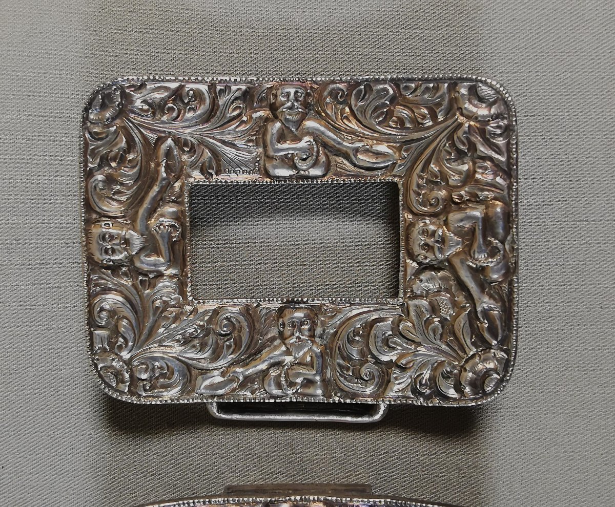 Bouche de Ceinture Baroque Ancienne, Argent Fondu & Ciselé, décor de Personnages Barbus-photo-2