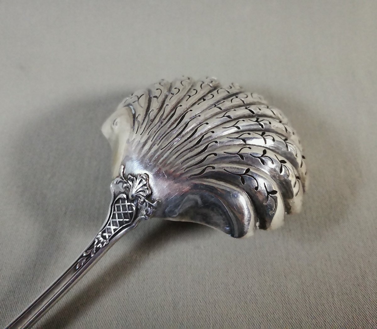 Sprinkling Spoon, Beautiful 19th Century Model In Minerva Silver, Goldsmith D. Roussel-photo-3