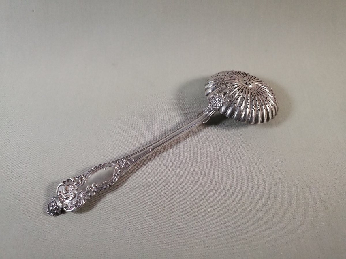 Cuillère à Saupoudrer, Beau modèle Rocaille Baroque XIXe en Argent Minerve, Orfèvre Malique-photo-2