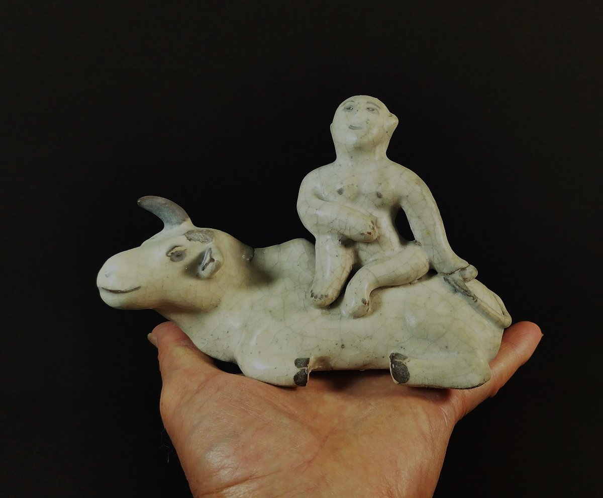 Chine Dynastie Yuan,  Statuette Garçon Chevauchant un Buffle d'Eau, Terre Cuite Glaçurée-photo-3