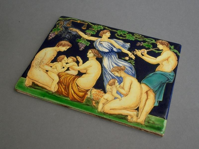 Italie, Urbino, Montelupo, Petite Plaque en Majolique à Décor de Bacchanales, Dieu Pan, etc.-photo-3