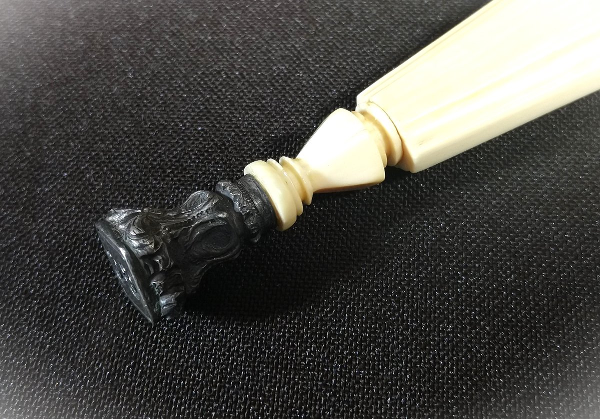 Sceau à Cacheté du XIXème Siècle en Ivoire et Argent, Chiffré, poinçon à la Hure de Sanglier-photo-5