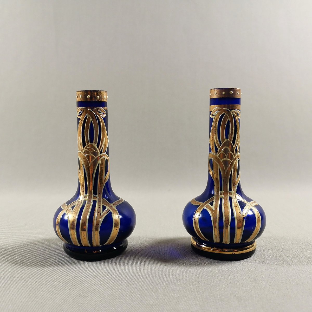 Art Nouveau Jugendstil Glass, Pair Of Miniature Vases, Sapphire Blue Glass With Rings & Gold Decoration-photo-4