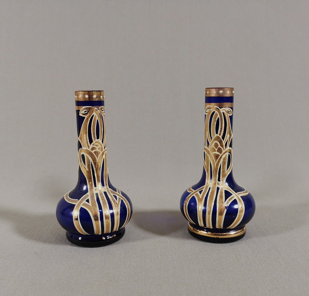 Art Nouveau Jugendstil Glass, Pair Of Miniature Vases, Sapphire Blue Glass With Rings & Gold Decoration-photo-7