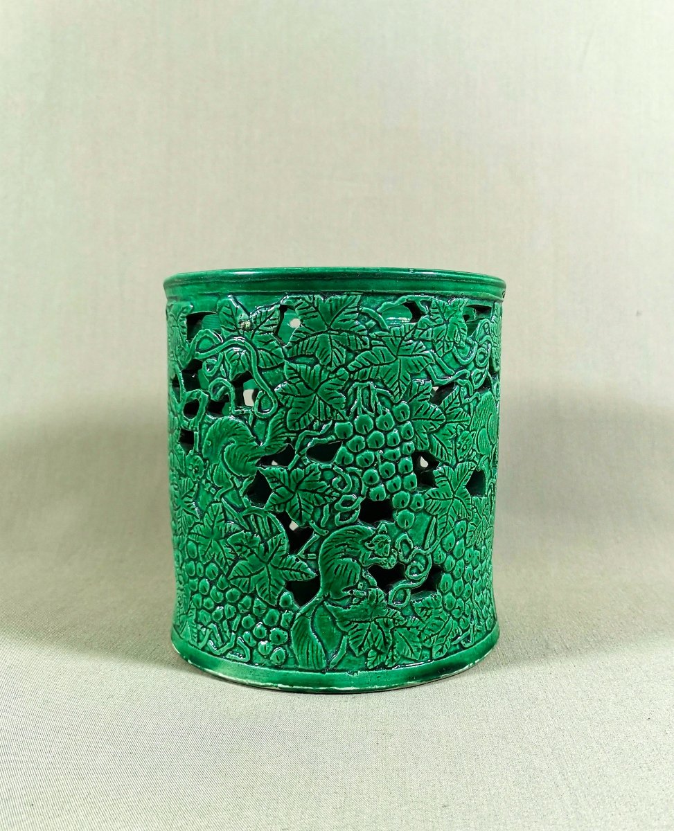 Republic Of China, Porcelain Brush Pot Or Bitong, Decorated With Lemurs Amongst Vine Leaves -photo-1