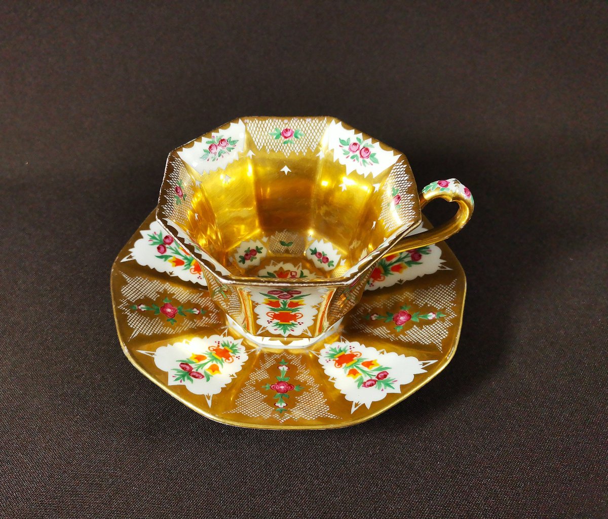 Cup And Saucer, Hutschenreuther Porcelain Manufactory, Altwasser, Silesia-photo-3