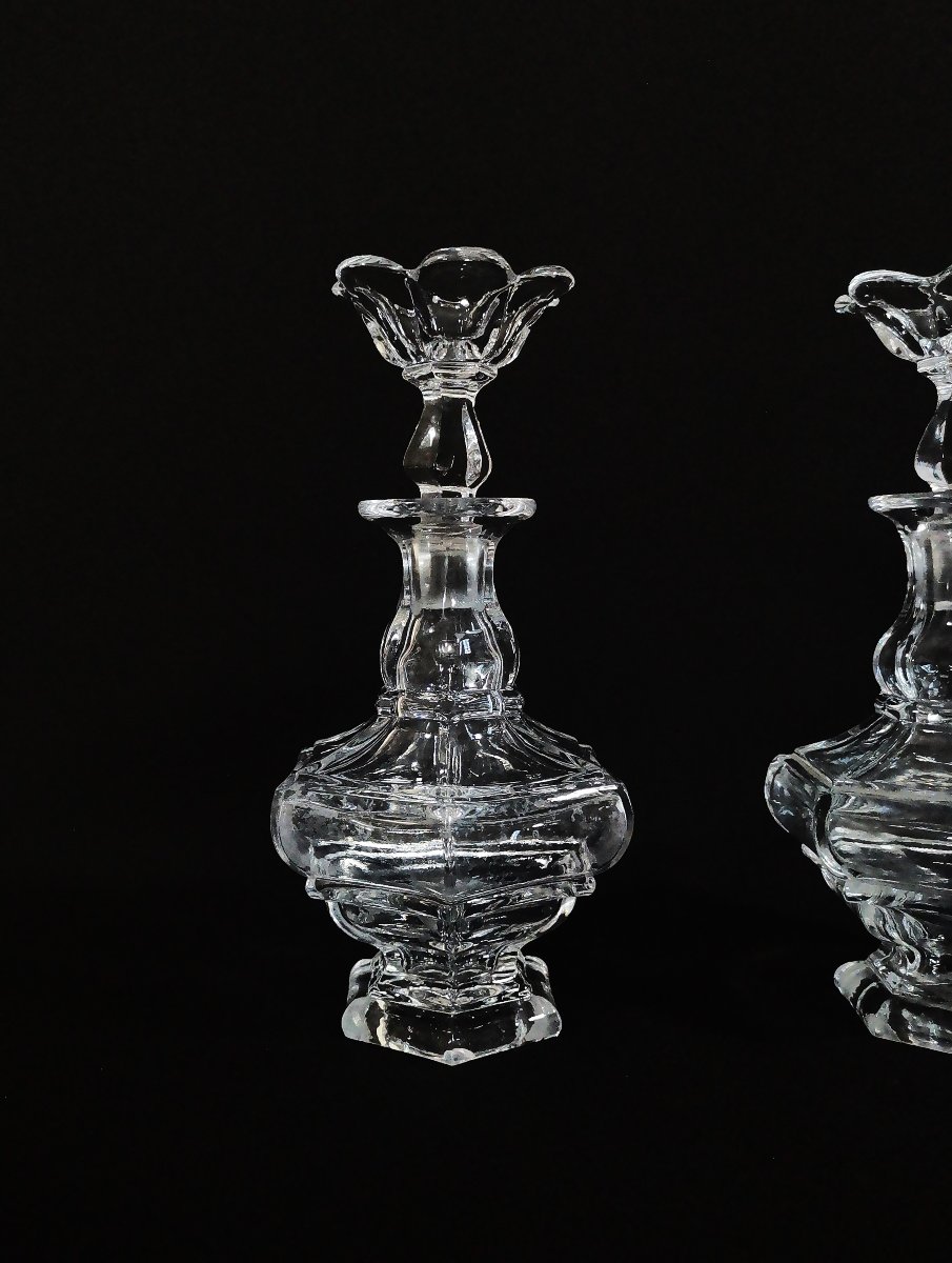 Baccarat, Epoque Charle X, Paire de Flacons à Parfum en Cristal Moulé et Taillé-photo-4