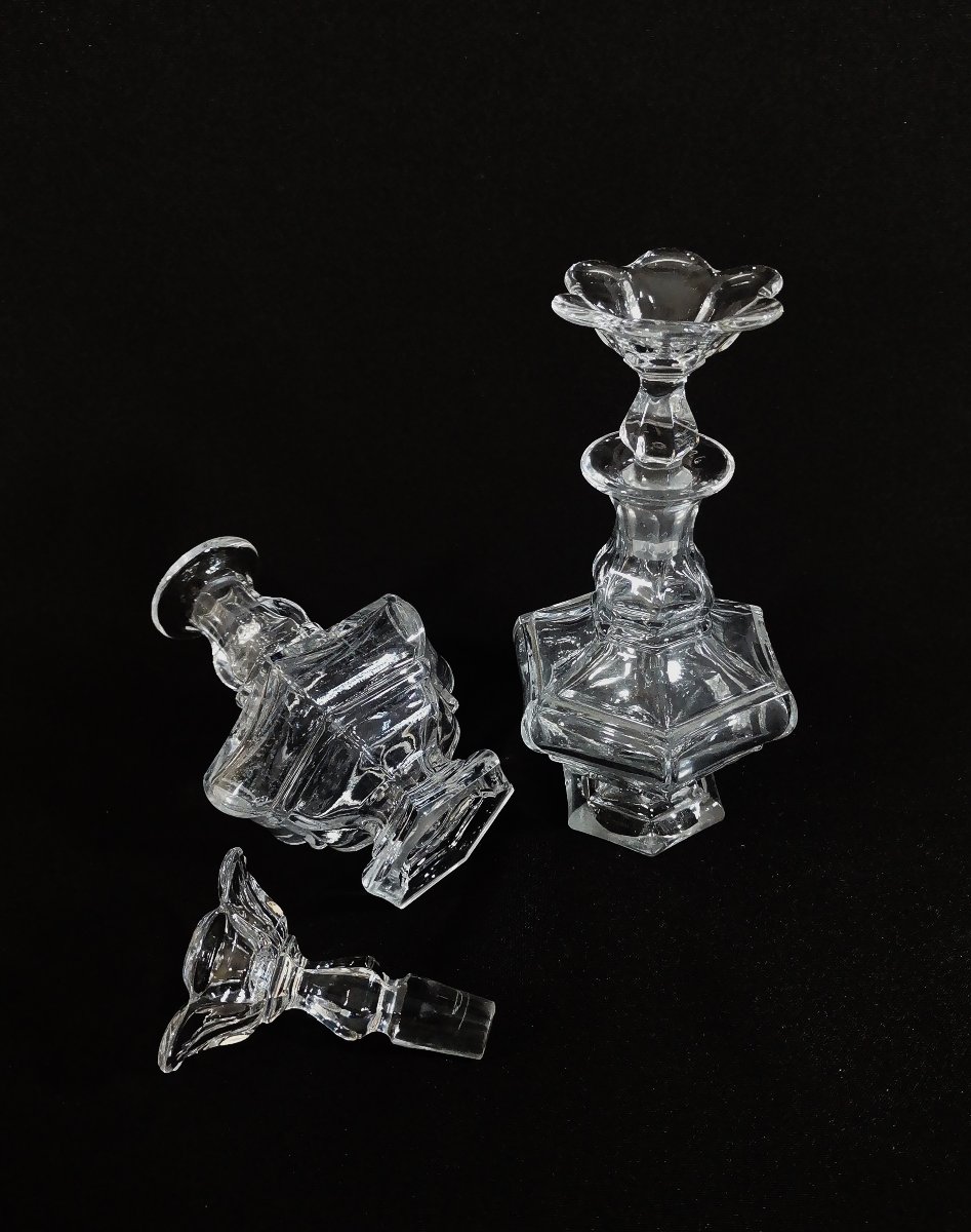Baccarat, Epoque Charle X, Paire de Flacons à Parfum en Cristal Moulé et Taillé-photo-7