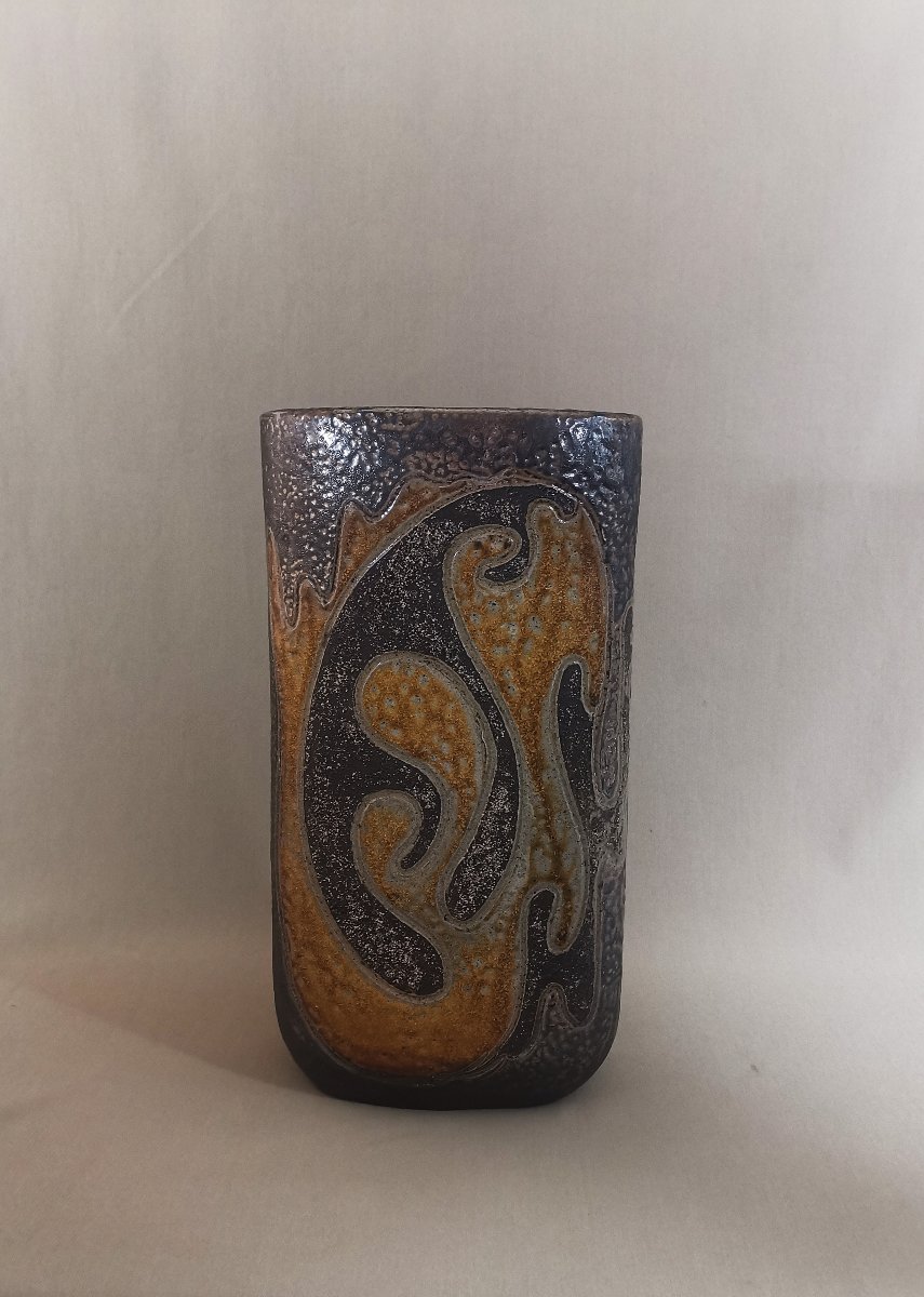 Georges Martin, Tall Vintage Ceramic Vase With An Oval Cross-section And Modernist Decor-photo-2