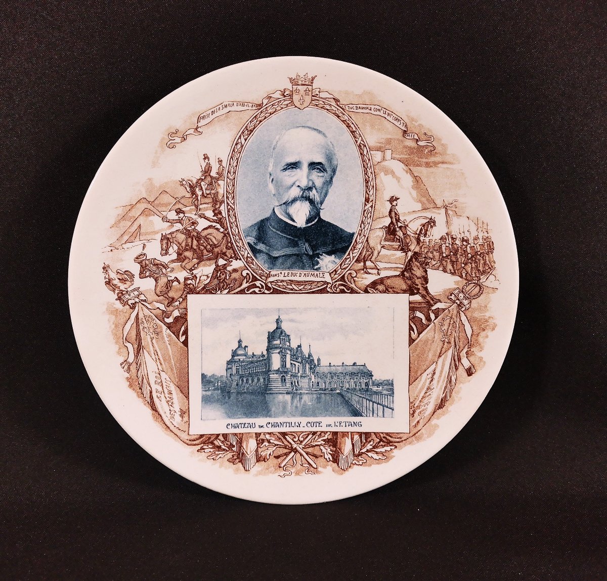 Assiette Historiée "Le Duc d'Aumale", Henri d'Orléans, Faience de Sarreguemines, XIXe Siècle-photo-4
