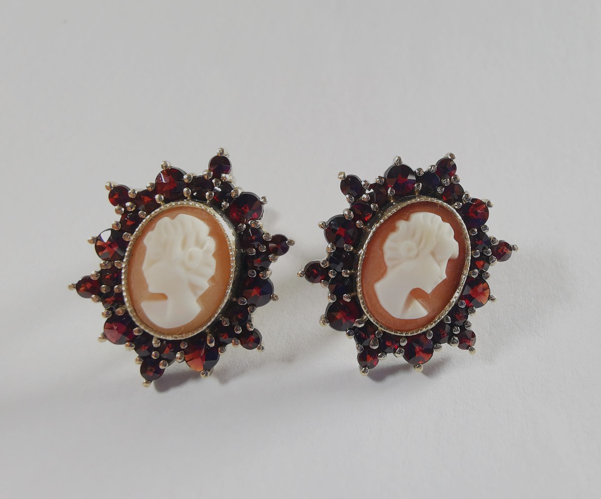 Pair Of Napoleon III-era Earrings, Shell Cameos, Garnet, And Vermeil-photo-3