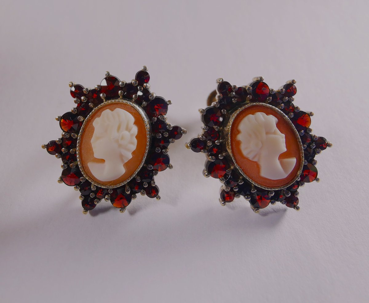 Pair Of Napoleon III-era Earrings, Shell Cameos, Garnet, And Vermeil-photo-4