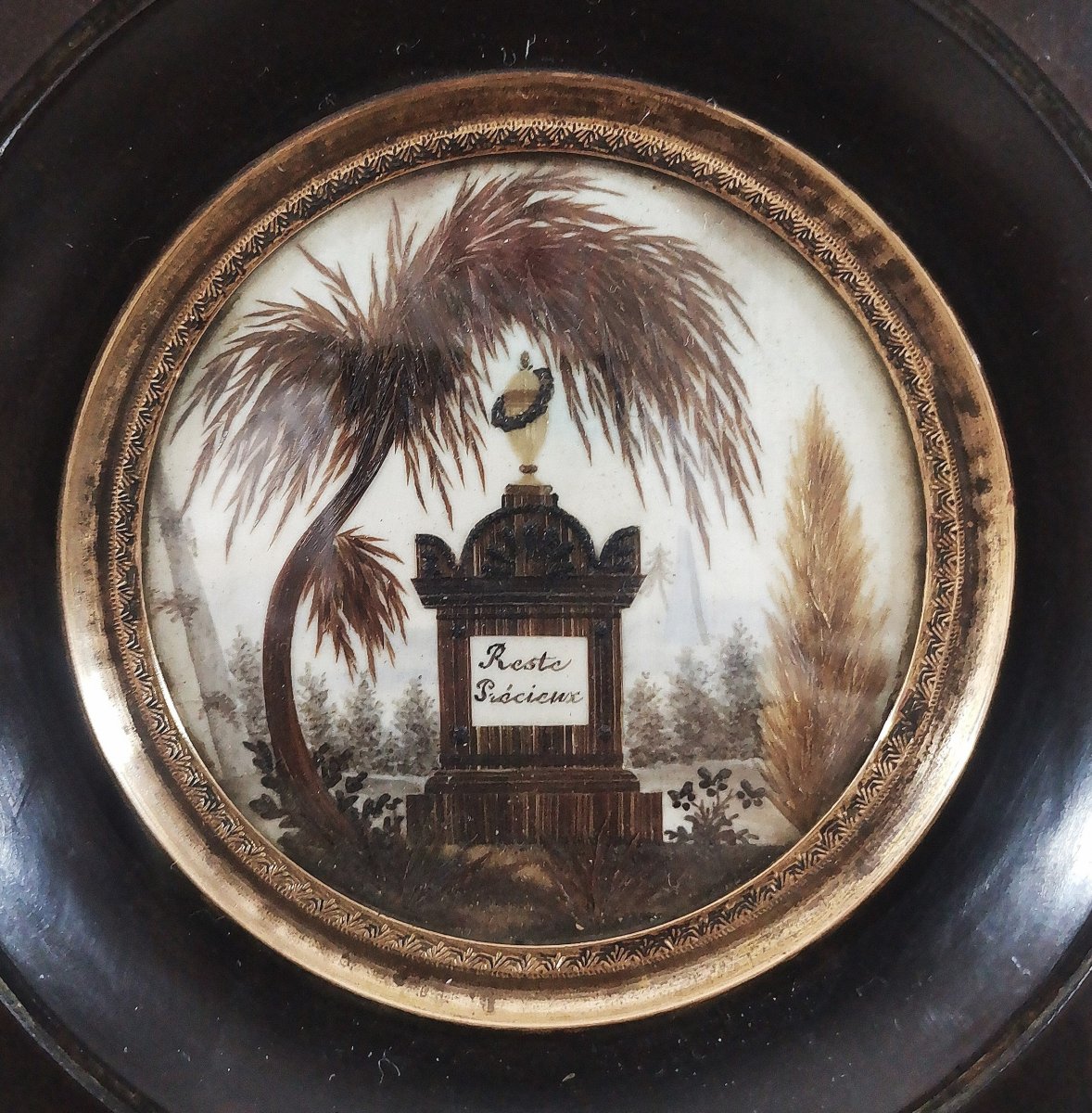 Reliquaire du XIXe Siècle, Travail de Cheveux du Défunt, Titré sur la Stèle "Reste Précieux"-photo-3