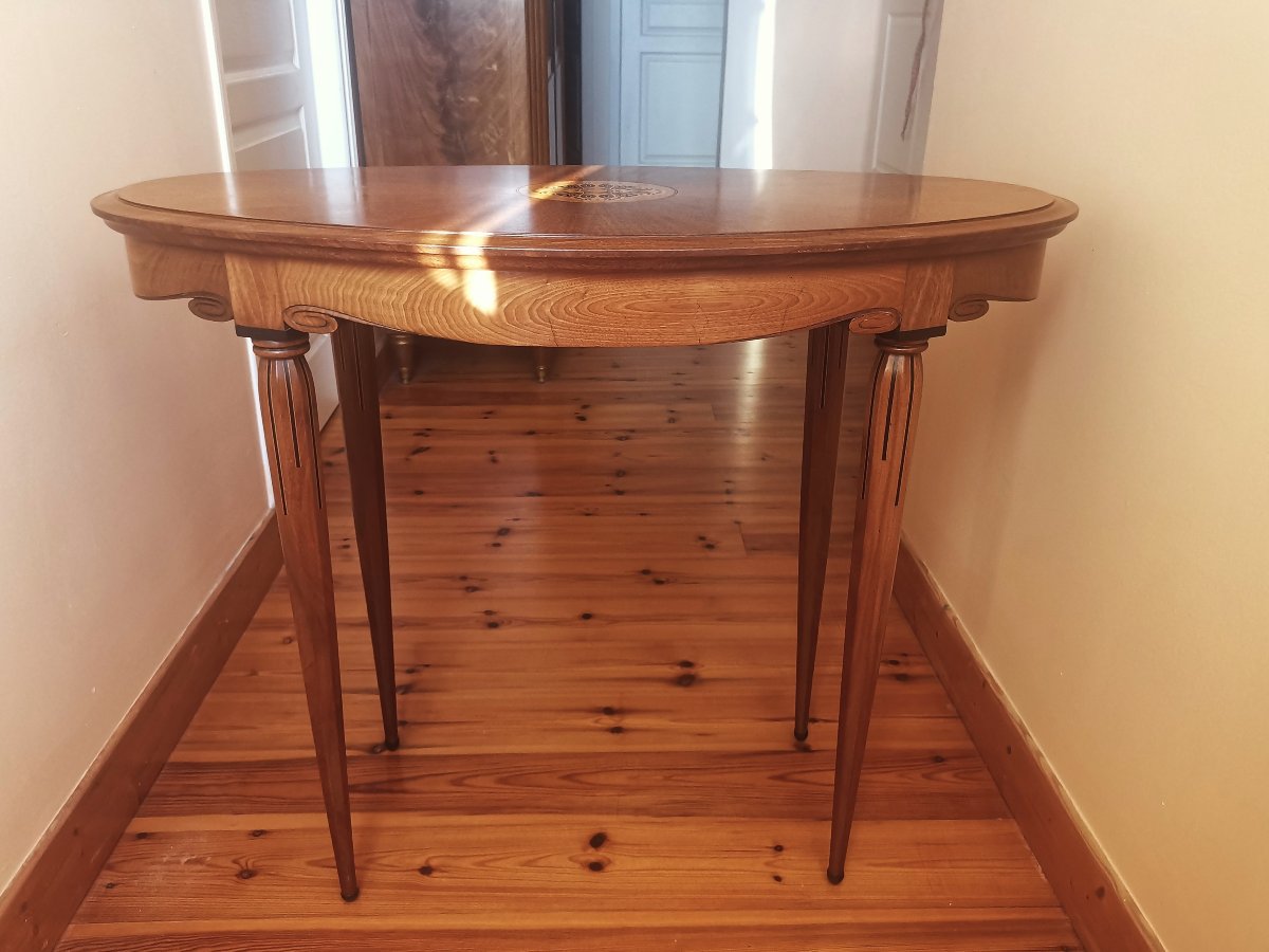 Art Deco Oval Table Or Side Table With Wood Marquetry Inlaid With Ebony And Other Woods-photo-2