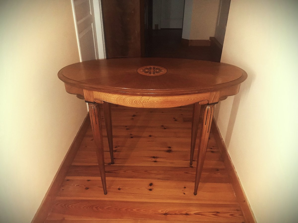 Art Deco Oval Table Or Side Table With Wood Marquetry Inlaid With Ebony And Other Woods-photo-3