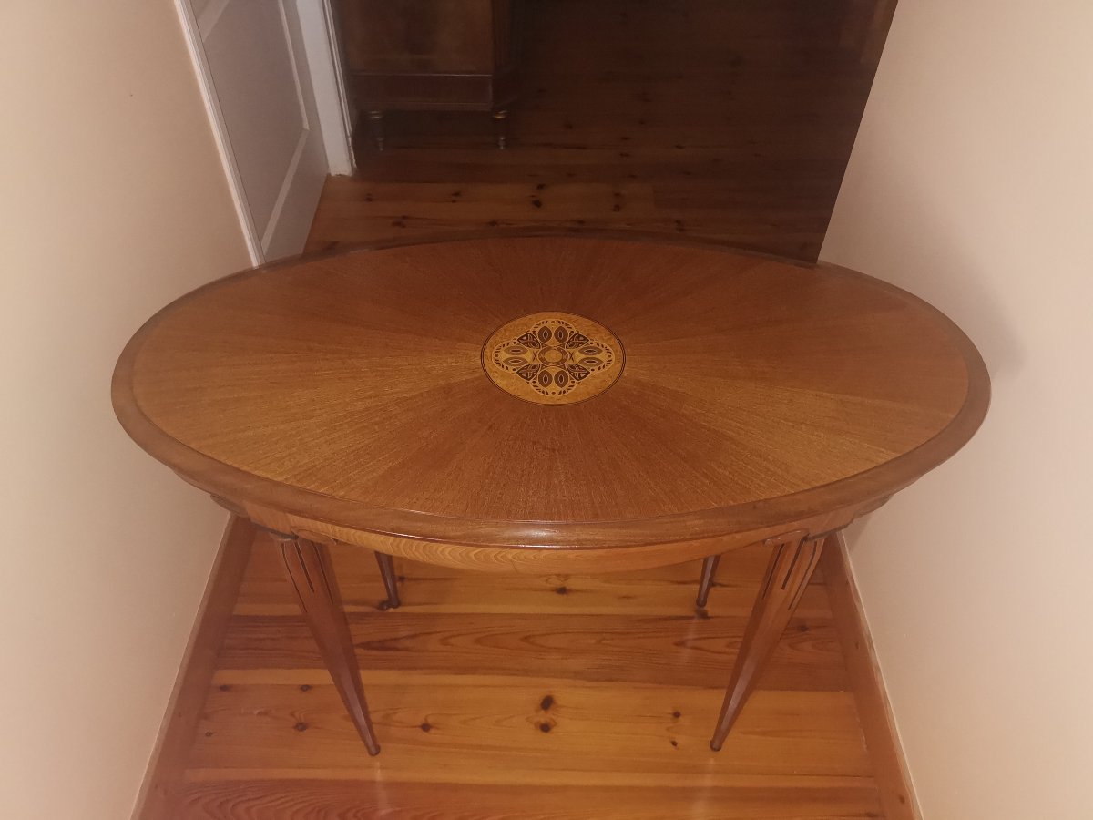 Art Deco Oval Table Or Side Table With Wood Marquetry Inlaid With Ebony And Other Woods-photo-3