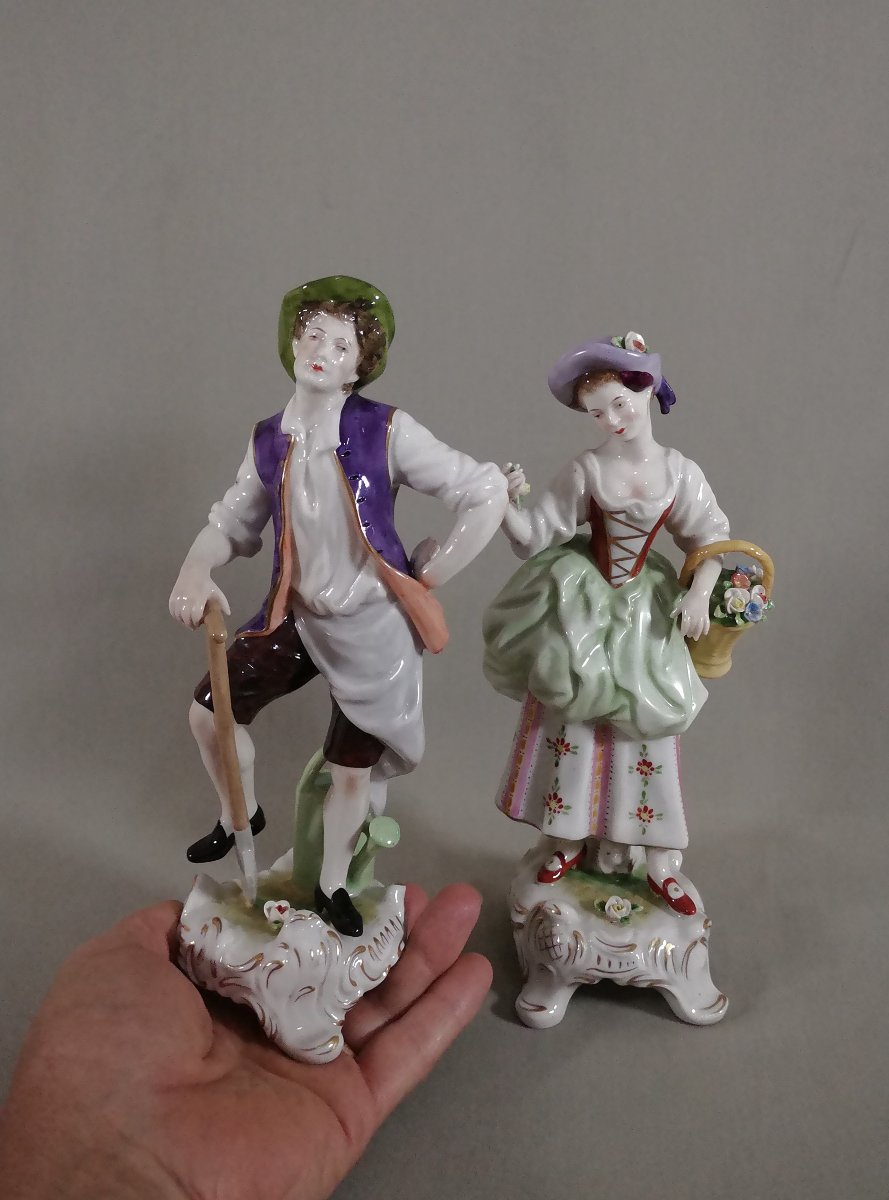 Couple de personnages Galants, Petite Jardinière, Porcelaine de Volkstedt  de  Rudolf Kammer-photo-7