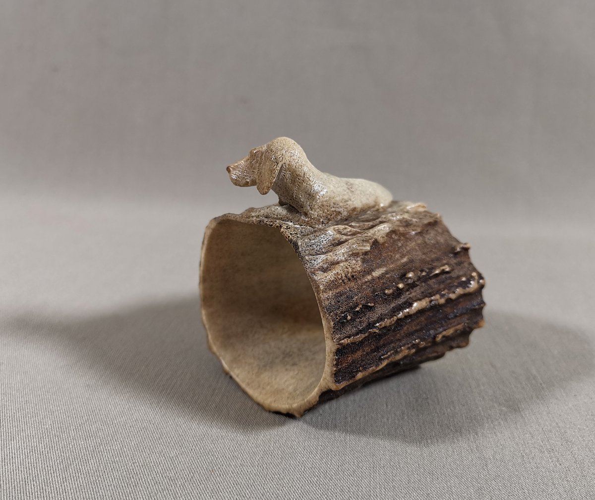 Hound Hunt, Hunting Party, Coulant, Napkin Ring, Deer Antler Carved With A Hound-photo-2