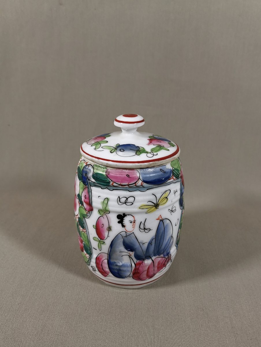 Porcelaine de Bayeux, Pot couvert de Forme Barrique, Période François Gosse, Décor aux Chinois-photo-2