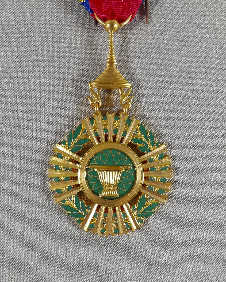 Cambodia  Royal Order Of Sahametrei, Enameled Gold-plated Bronze Officer's Medal,  Pagoda Pendant-photo-6