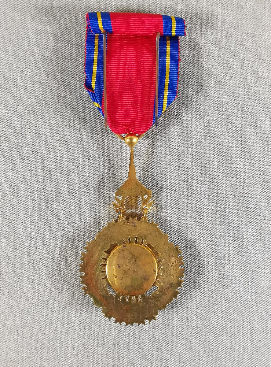 Cambodia  Royal Order Of Sahametrei, Enameled Gold-plated Bronze Officer's Medal,  Pagoda Pendant-photo-7