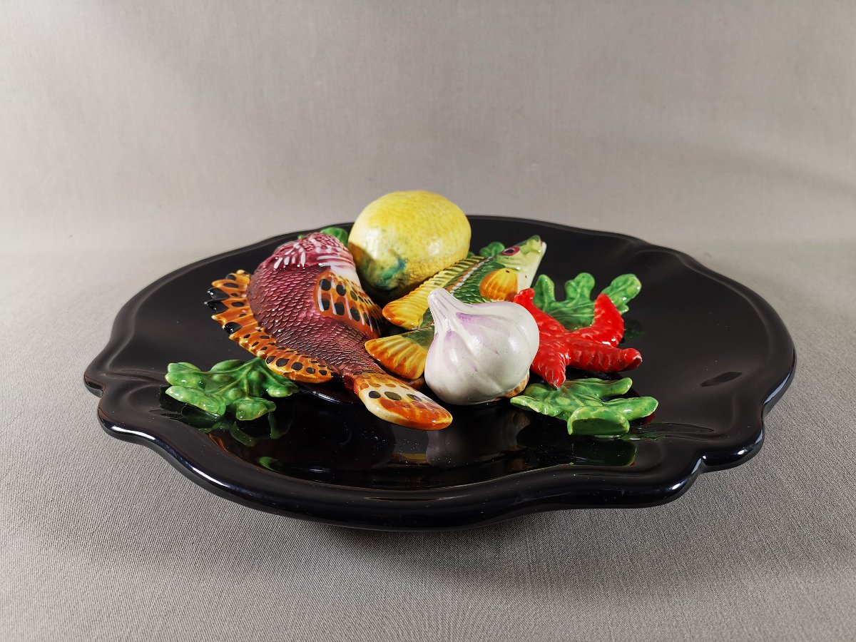 Vallauris Plat Trompe l'oeil, en Majolique ou Barbotine, Poissons et Fruits de Mer, vers 1950-photo-4