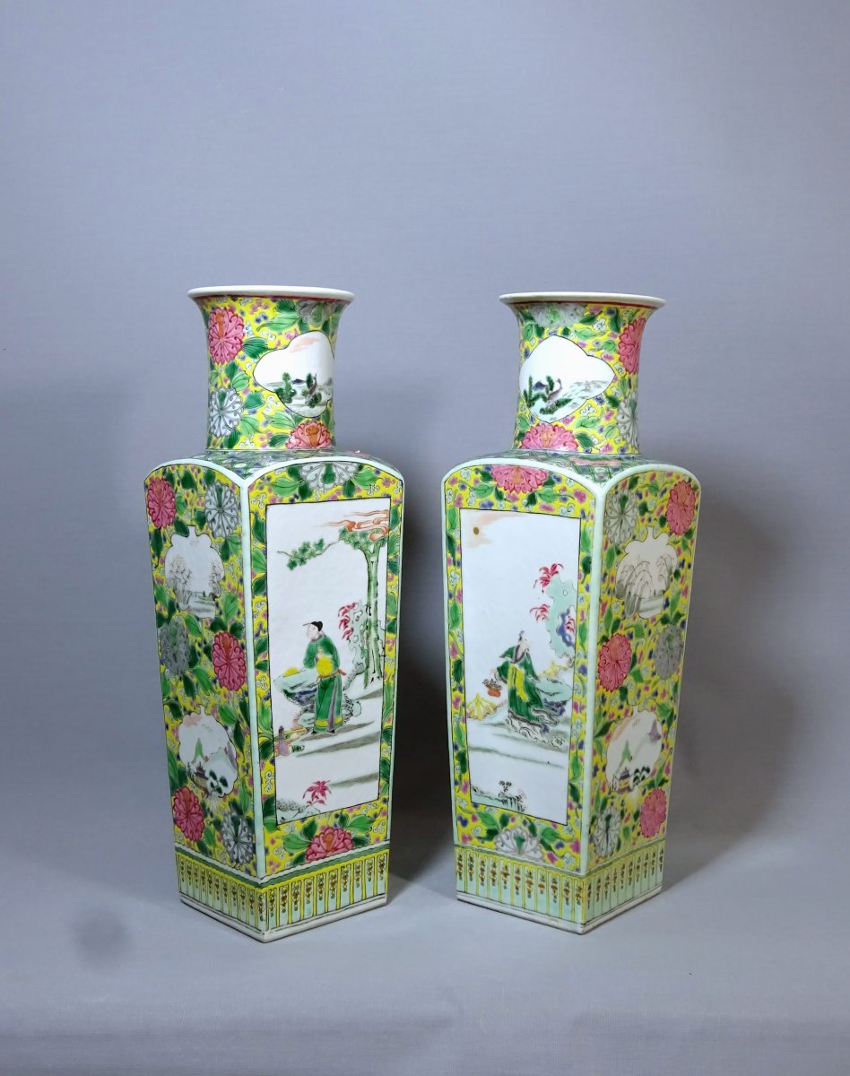 China Qing Dynasty, Pair Of Quadrangular Porcelain Vases From The Rose Family, Enamels Decoration-photo-1