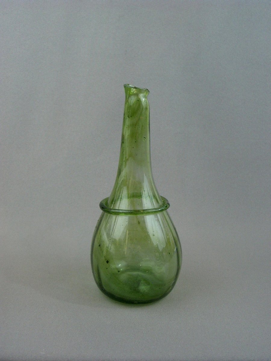 France XVIIth  Century, Apothecary  Blown Glass Bottle, Pharmacy Pot Or Flask