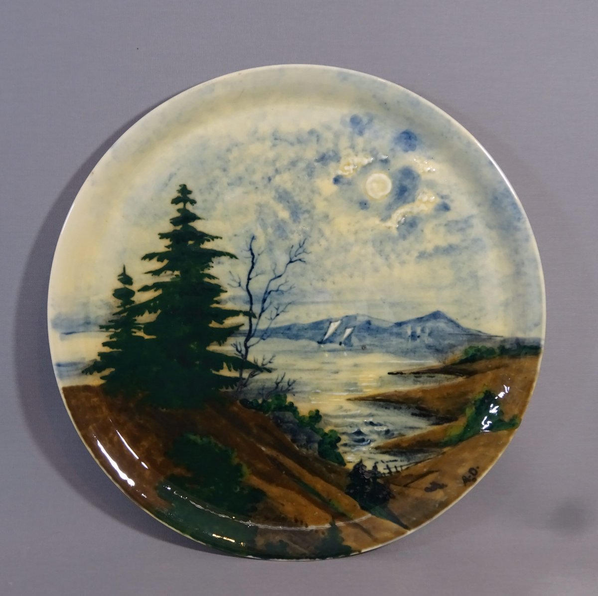 Albert Dammouse &agrave; Sevres, Important Plat d Epoque Art Nouveau &agrave; Decor de Paysage des Vosges