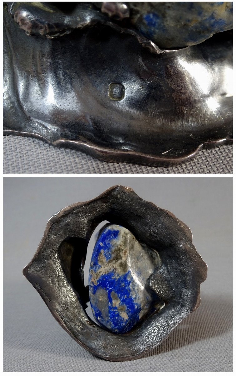 Objet d&#039;Orf&egrave;vrerie Mont&eacute; Formant Rocher Assailli par les Flots &eacute;cumants &amp; Dauphin Antique, Lapis Lazuli et Monture Argent-photo-8