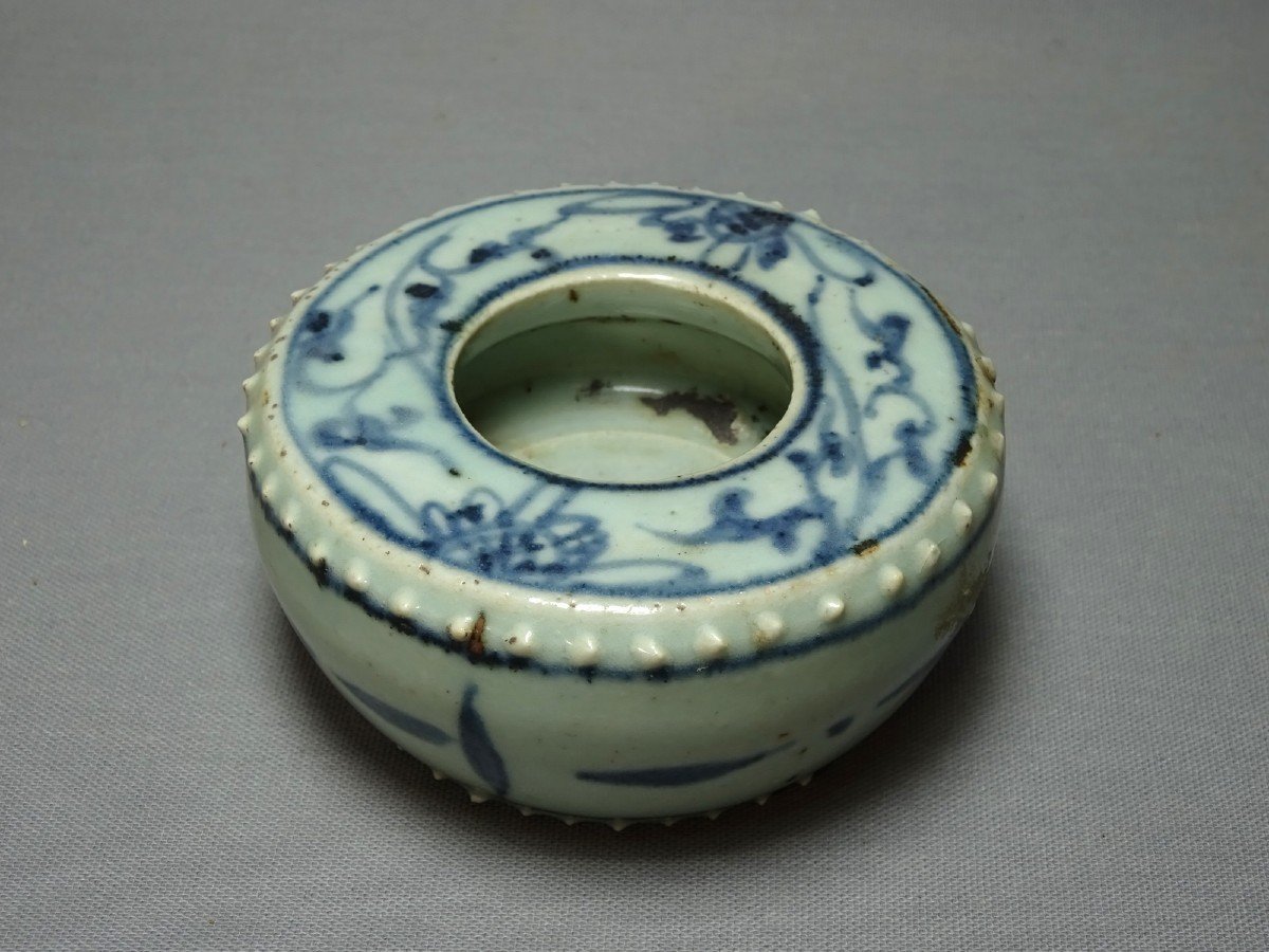 Chinese Porcelain Brush Wash Pot, Ming Dynasty, Beautiful Porcelain Stoneware With Celadon Glaze