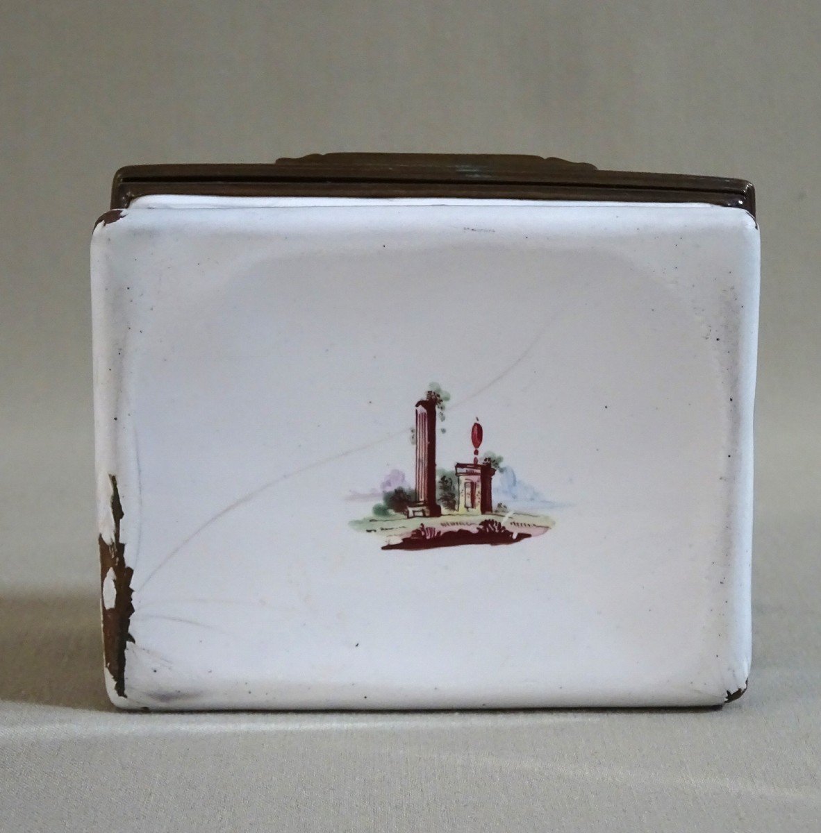Charming 18th Century Box In Enamelled Copper With Painted Decor Of A Gallant Scene And Architectures-photo-7