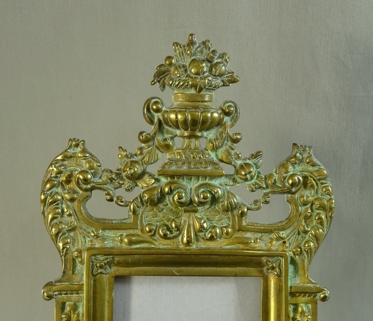 Bronze Frame Or Easel Type Photo Frame With Floral Vase, Chimeras, Scrolls, Volutes Etc. XIXth Century-photo-4