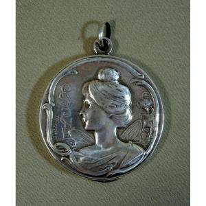 Felix Rasumny, Beautiful Small Art Nouveau Circular Silver Mirror, Bag Or Pendant Depicting The Goddess Psyche