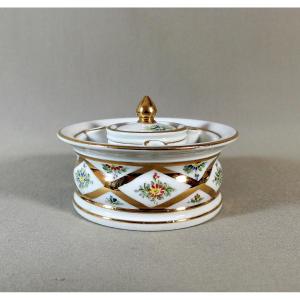 Limoges Late 19th Century, Porcelain Inkwell With Painted Decor Of Flowers And Gold Trellises & Edging