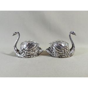 Pair Of Salt Cellars, Silver Salt Cellars Representing A Couple Of Swans, 19th Century With Their Verrines 