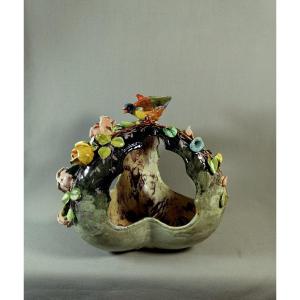 Edouard Gilles, Coupe Trilob&eacute;e en C&eacute;ramique barbotine Impressionniste, D&eacute;cor de Fleurs &amp; Oiseau