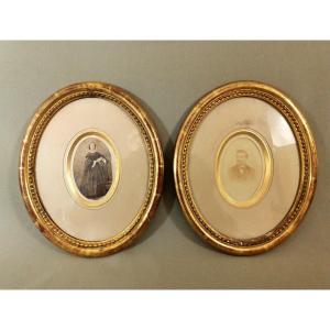 Pair Of 19th Century Oval Frames, Half Round Beaded Baguette Gilded With Gold Leaf