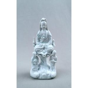Figure de La Déesse Guanyin, Porcelaine Blanc de Chine, Four de Dehua, Dynastie des Ming