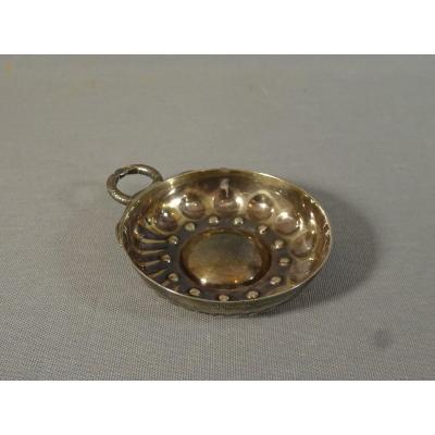 Tastevin du 19eme Siècle en Argent, Modèle à Godrons, Ligne Perlée, Pastilles et Anse aux Serpents affrontés, Orfèvre à indentifier.