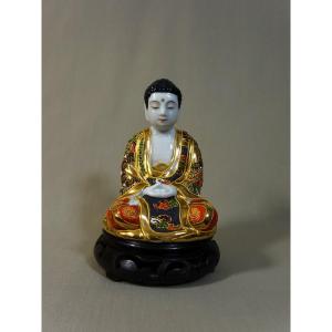 Japon Satsuma ou Kutani, Bouddha Ancien En Porcelaine Aux Emaux Polychrome et Or, Signé en Rouge de Fer