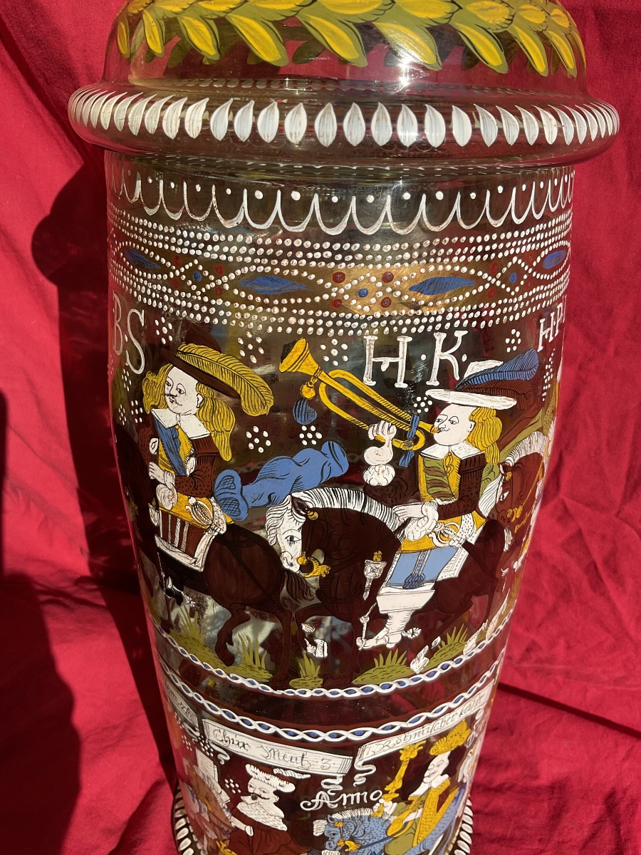 Chope à couvercle , verre soufflé , émaillé, representant des princes- électeurs ,daté 1660, -photo-1