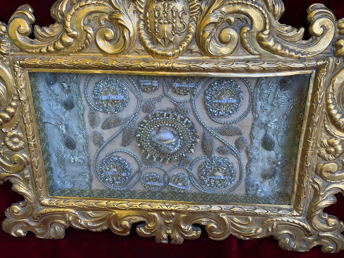 Large Repoussé Copper Reliquary Frame With Rocaille Decoration, Austria, 18th Century -photo-2